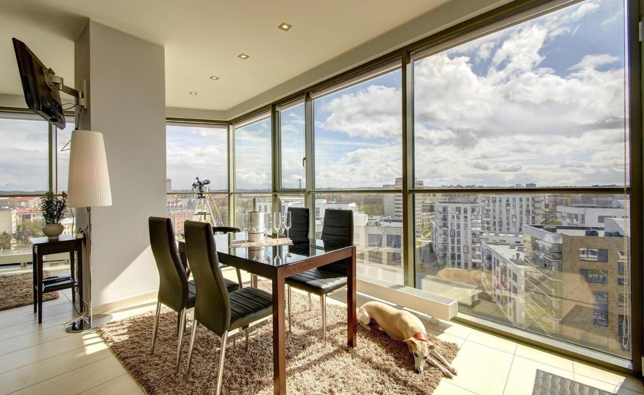Helios Luxury Apartment In Vilnius Skyscraper 外观 照片