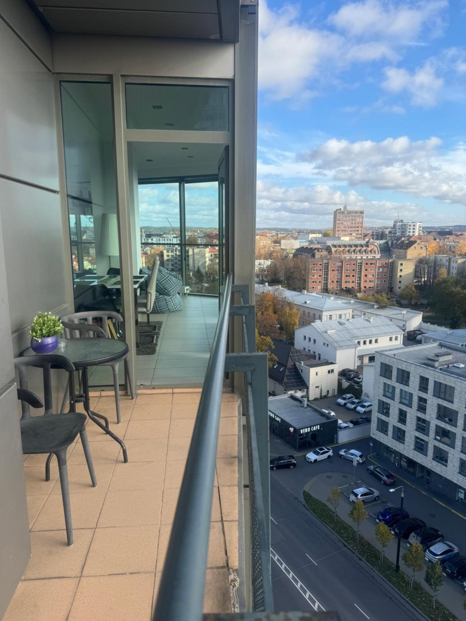 Helios Luxury Apartment In Vilnius Skyscraper 外观 照片